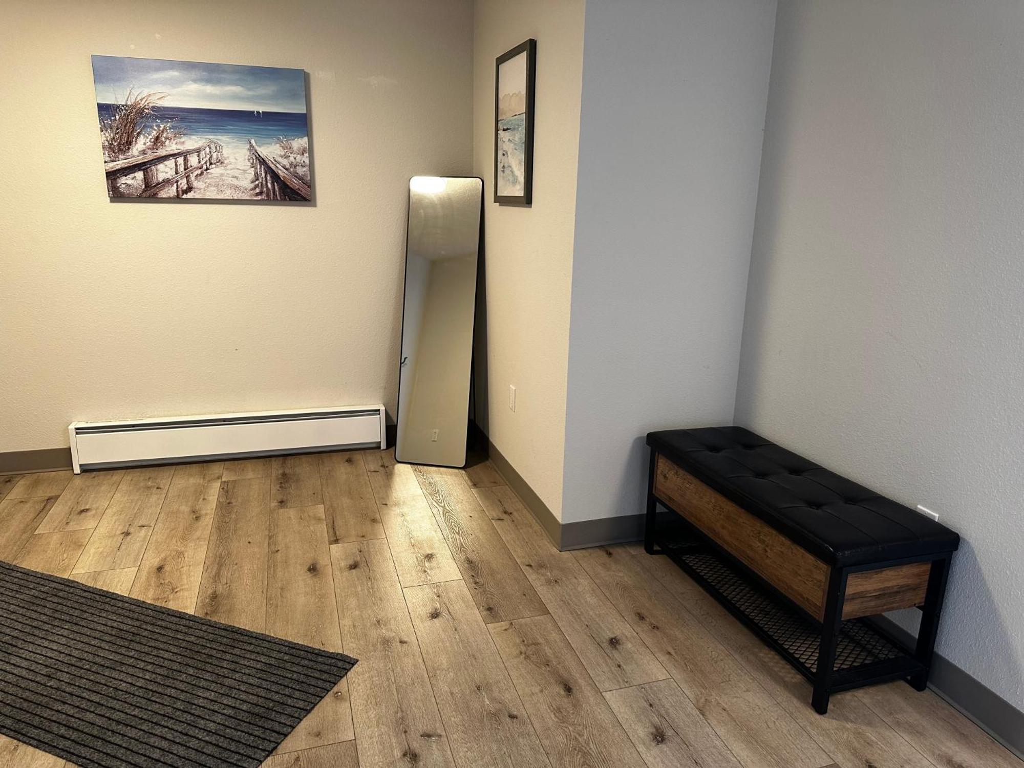 West Beach Suites Lincoln City Habitación foto